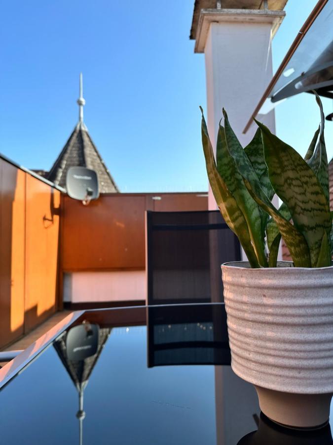 Amao-Green I 90Qm I Penthouse Maisonette Mit Rooftop I City Center I King-Size Betten Lahr  Dış mekan fotoğraf