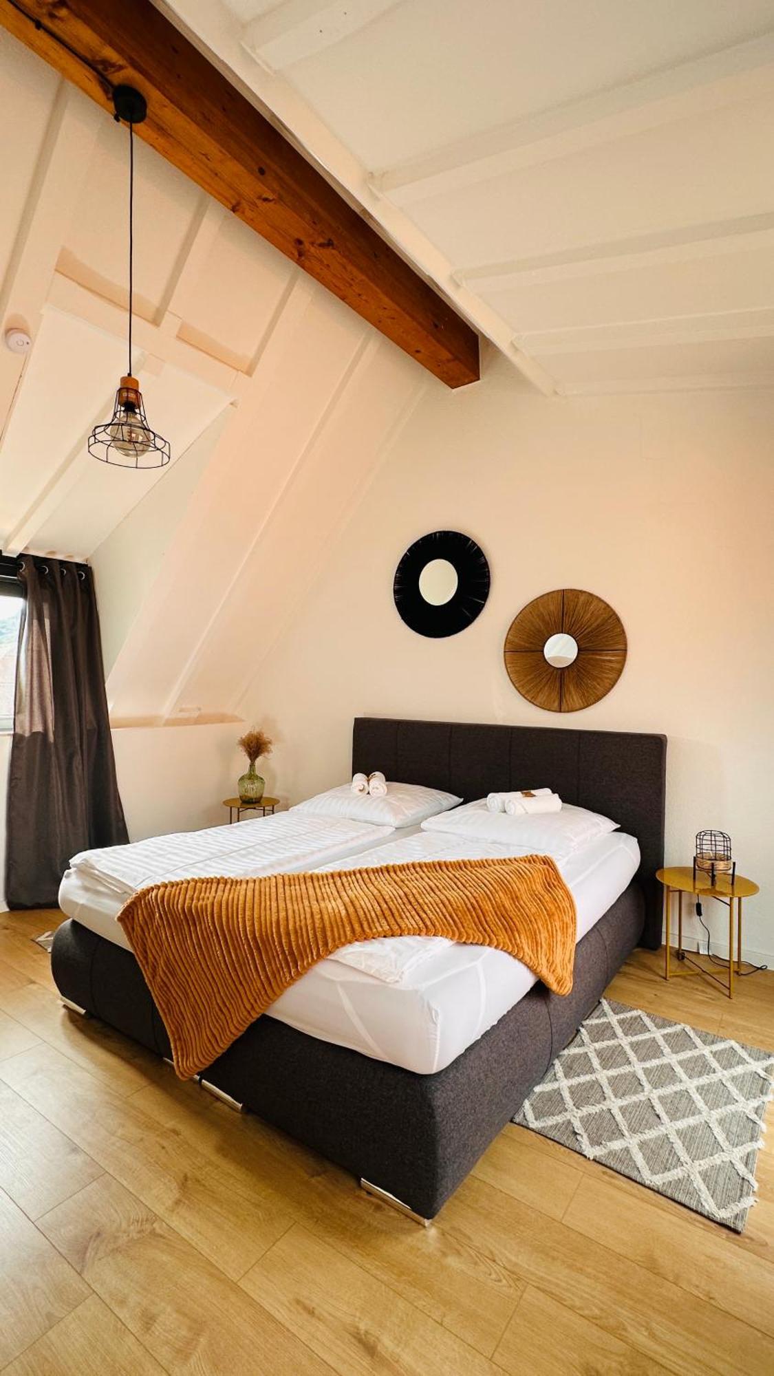 Amao-Green I 90Qm I Penthouse Maisonette Mit Rooftop I City Center I King-Size Betten Lahr  Dış mekan fotoğraf
