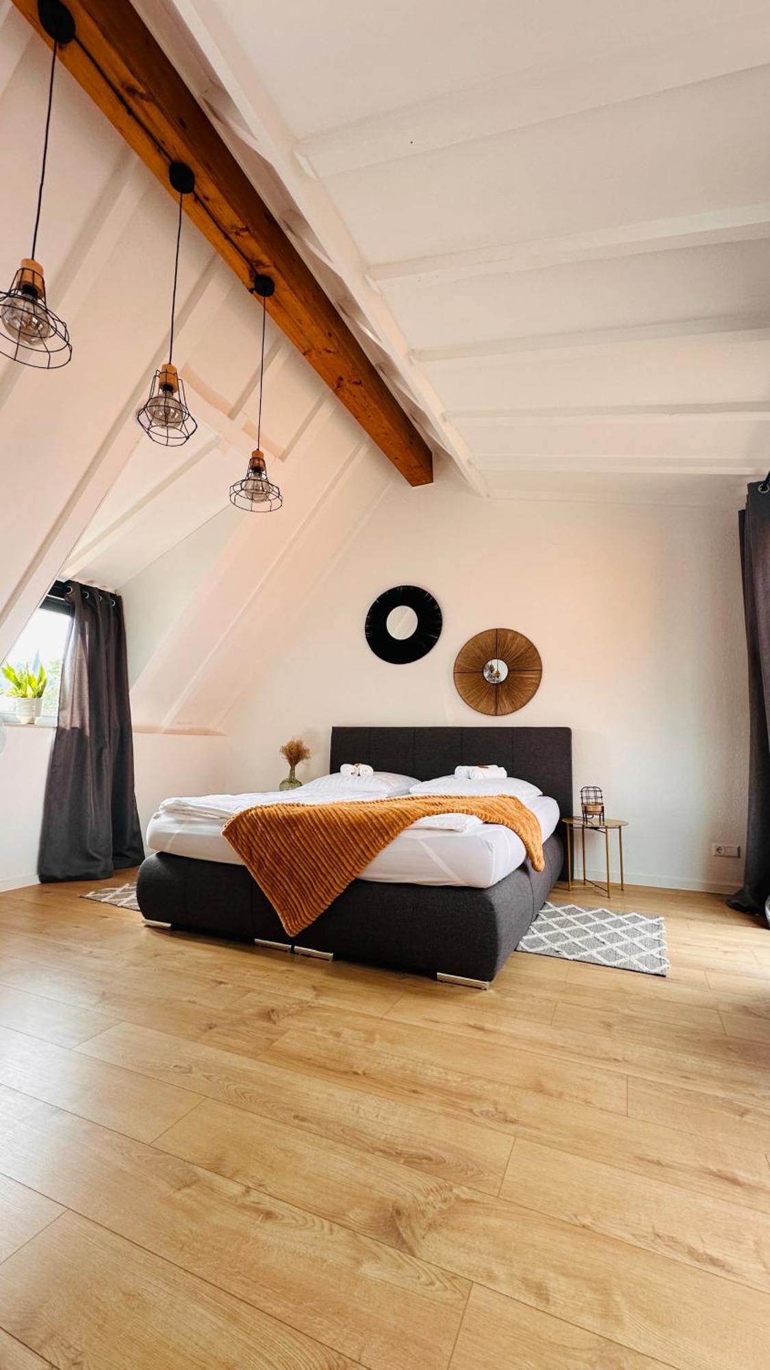 Amao-Green I 90Qm I Penthouse Maisonette Mit Rooftop I City Center I King-Size Betten Lahr  Dış mekan fotoğraf